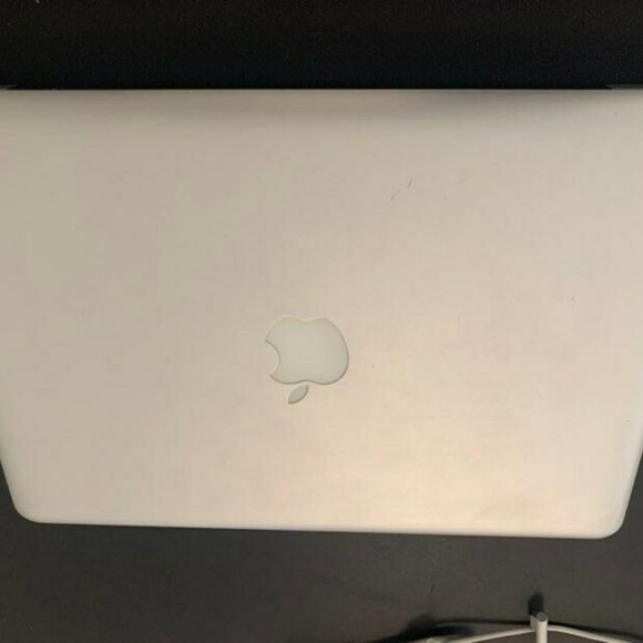 Apple MacBook Pro 13" Late 2008 Core 2 Duo P7350@2.00 GHz 4GB RAM 160GB SSD HD - Picture 4 of 7